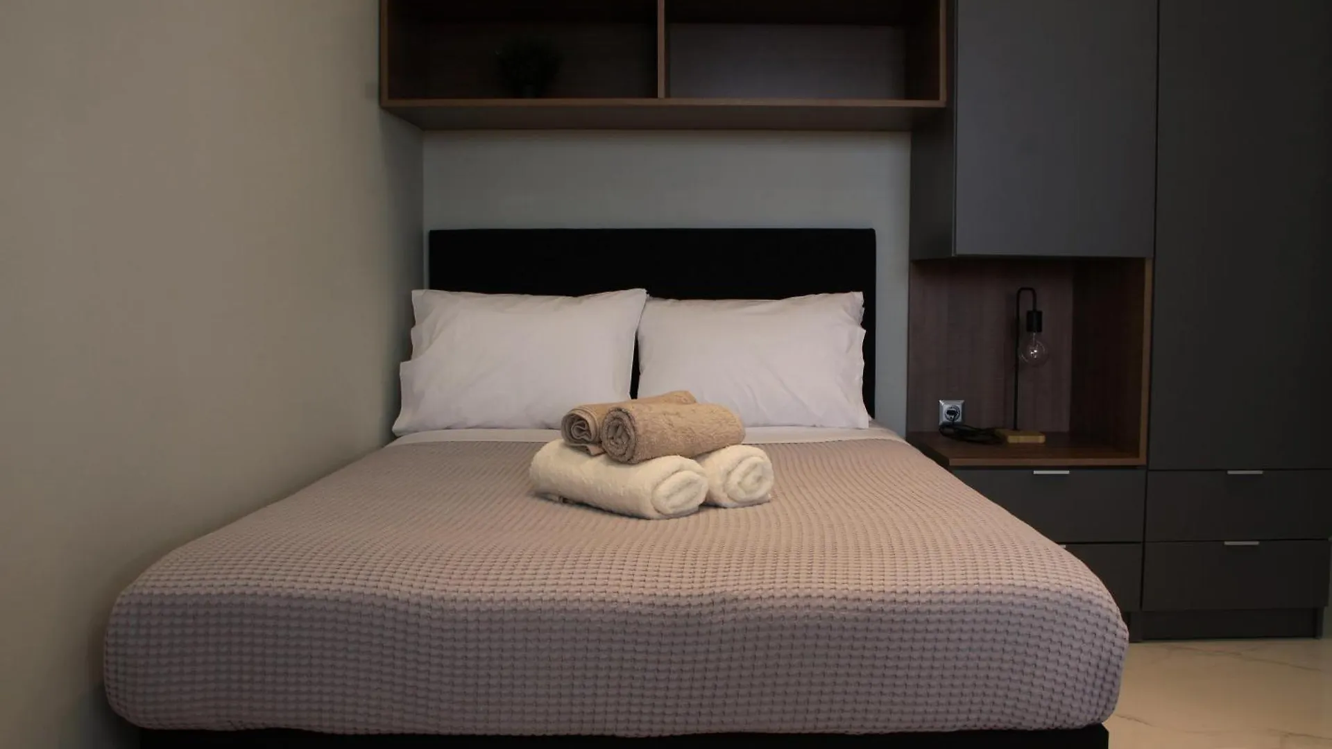 Polis Urban #3 Apartment Thessaloniki Greece